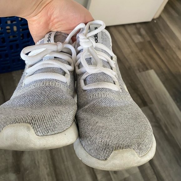 Adidas Cloud foam Women Running Shoes Size  8 - Picture 3 of 8